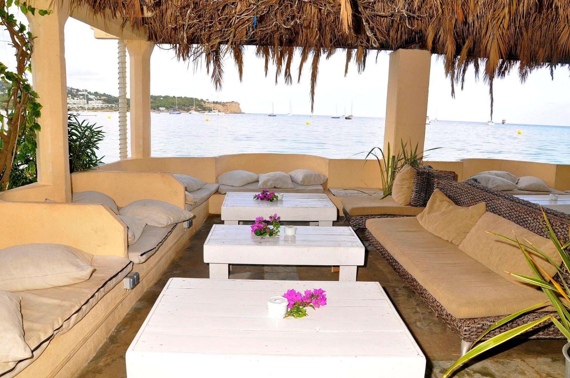 Hostal Talamanca Экстерьер фото