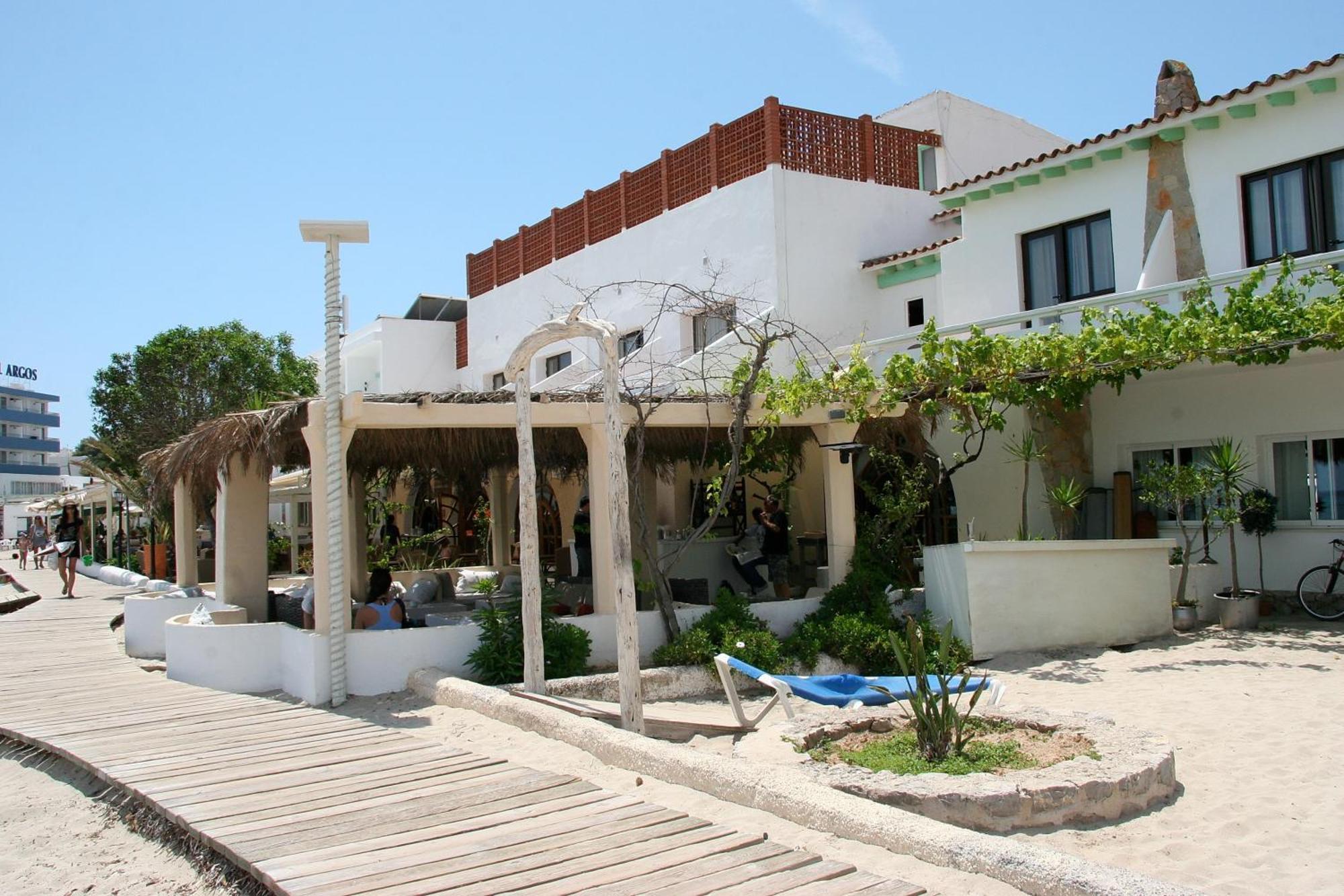 Hostal Talamanca Экстерьер фото
